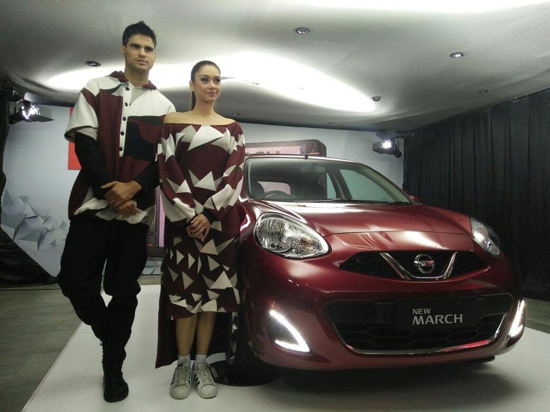 Ini Beda Nissan March Anyar dengan Versi Lawas Ini Beda Nissan March Anyar dengan Versi Lawas