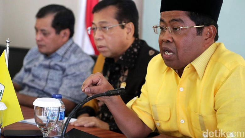 Sekjen Golkar Ungkap Reaksi Setya Novanto Usai Ditetapkan Tersangka Sekjen Golkar Ungkap Reaksi Setya Novanto Usai Ditetapkan Tersangka