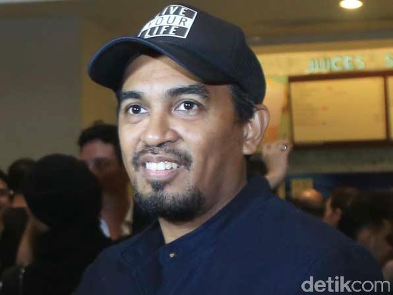 Lihat Potensi 5 Anak Poso, Glenn Fredly Tertarik Bertemu Sang Pelatih Lihat Potensi 5 Anak Poso, Glenn Fredly Tertarik Bertemu Sang Pelatih