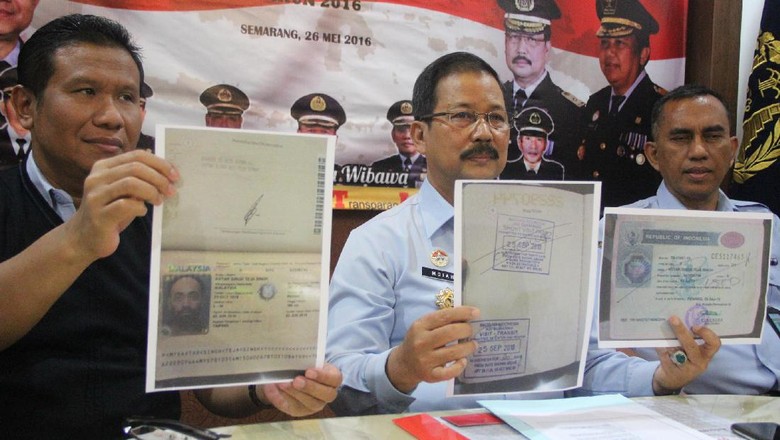 Overstay 6 Tahun, WN Malaysia Diamankan Petugas Imigrasi Jateng Overstay 6 Tahun, WN Malaysia Diamankan Petugas Imigrasi Jateng