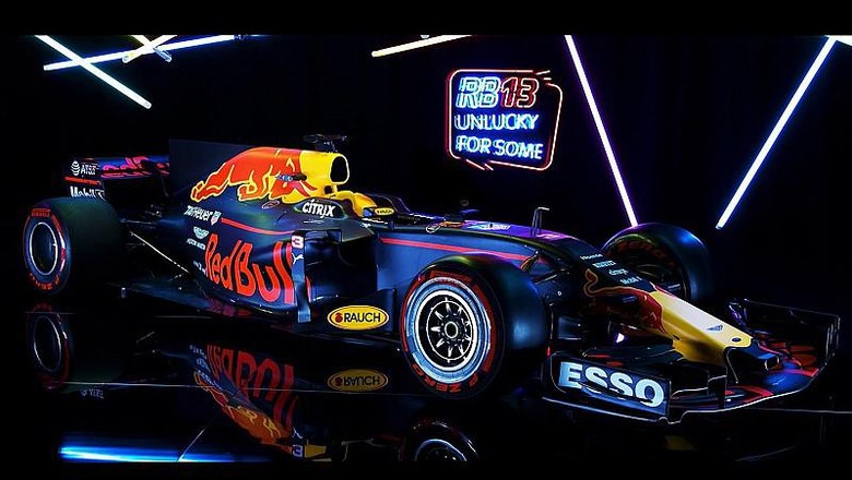 Red Bull Luncurkan RB13, Bidik Kembali Singasana F1 Red Bull Luncurkan RB13, Bidik Kembali Singasana F1