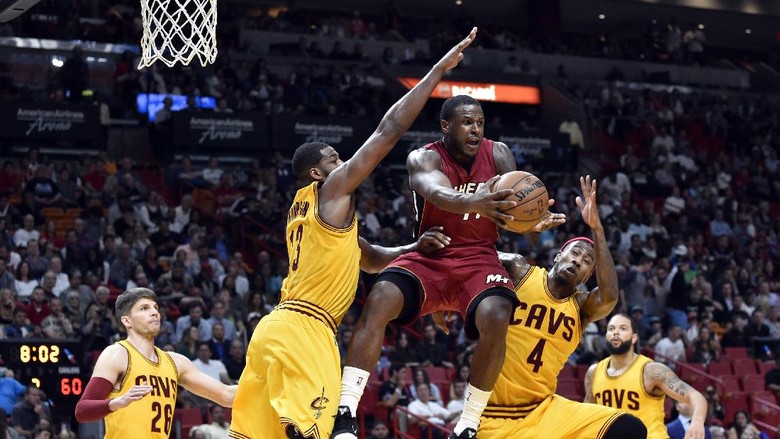 Tanpa James dan Irving, Cavs Kalah dari Heat Tanpa James dan Irving, Cavs Kalah dari Heat