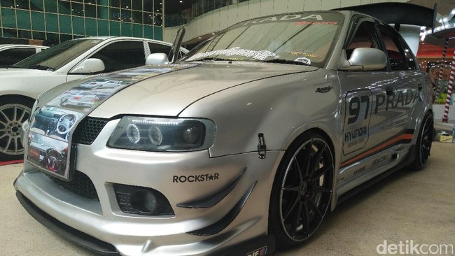 Si Embah Hyundai, Racing di Luar, Elegan di Dalam Si Embah Hyundai, Racing di Luar, Elegan di Dalam