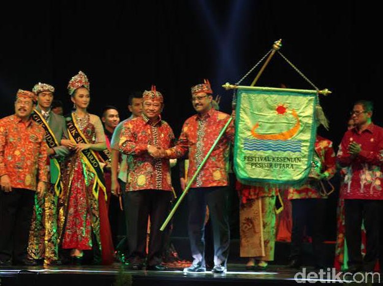 Wagub Jatim Ajak Masyarakat Manfaatkan Laut Wagub Jatim Ajak Masyarakat Manfaatkan Laut