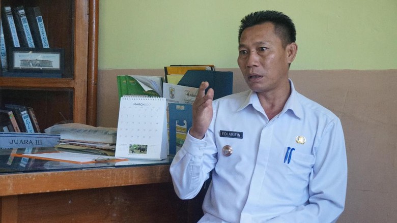 Cara Lurah Pelalawan Riau Cegah Kebakaran Lahan di Wilayahnya Cara Lurah Pelalawan Riau Cegah Kebakaran Lahan di Wilayahnya