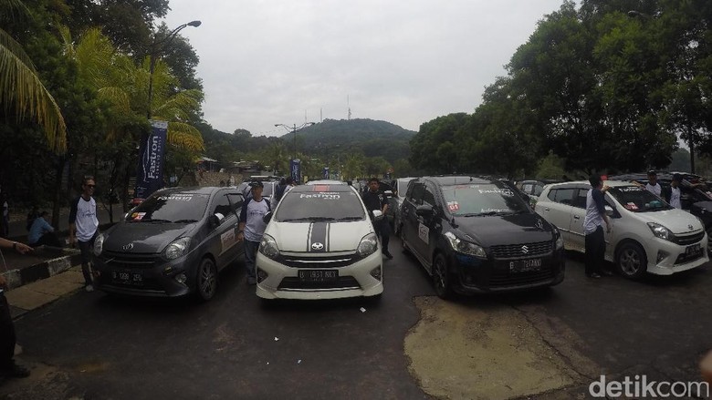 Pertamina Lubricants Ajak 15 Komunitas Jalan-jalan ke Purwakarta Pertamina Lubricants Ajak 15 Komunitas Jalan-jalan ke Purwakarta
