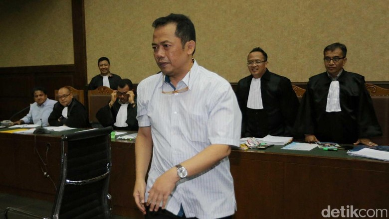 Adik Ipar Jokowi Pernah Diminta Bos EKP Bertemu Dirjen Pajak Adik Ipar Jokowi Pernah Diminta Bos EKP Bertemu Dirjen Pajak