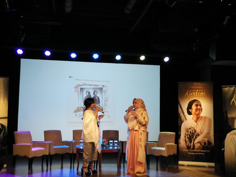 Melly Goeslaw dan Gita Gutawa Nyanyikan Lagu untuk Film Kartini Melly Goeslaw dan Gita Gutawa Nyanyikan Lagu untuk Film Kartini
