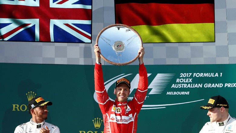 Sebuah Hari Indah buat Vettel Sebuah Hari Indah buat Vettel