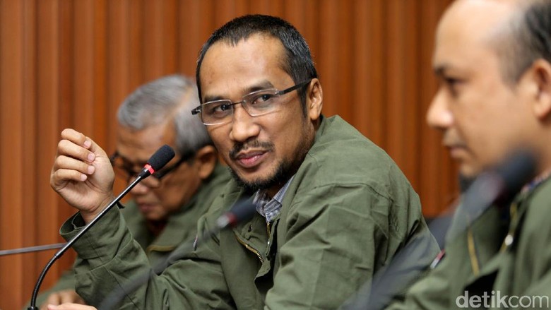 Dukung KPK, Abraham Samad: Penegakan Hukum Tak Bisa Ditunda Dukung KPK, Abraham Samad: Penegakan Hukum Tak Bisa Ditunda