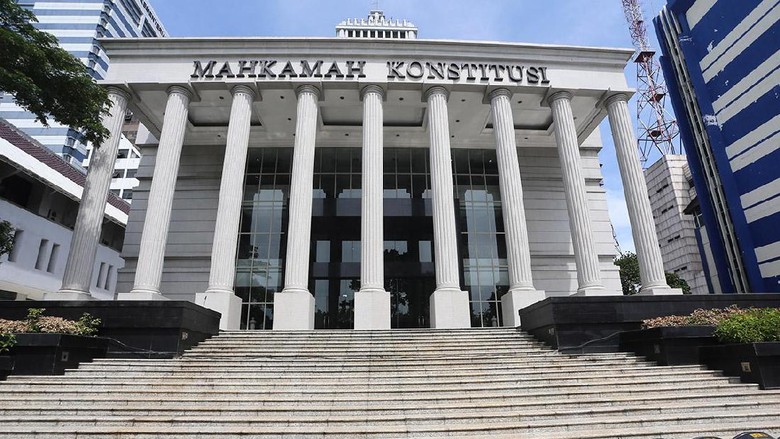 Sah! MK Bolehkan Pegawai Nikah dengan Teman 1 Kantor Sah! MK Bolehkan Pegawai Nikah dengan Teman 1 Kantor
