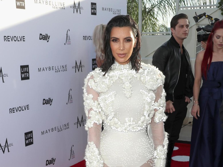 Diberitakan Diserang di Los Angeles, Ini Kata Kim Kardashian Diberitakan Diserang di Los Angeles, Ini Kata Kim Kardashian