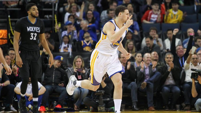 Klay Thompson 41 Poin, Warriors Raih Kemenangan ke-12 Secara Beruntun Klay Thompson 41 Poin, Warriors Raih Kemenangan ke-12 Secara Beruntun