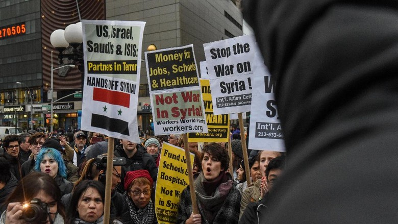 Serangan Amerika ke Suriah, Bermotif Kemanusiaan atau Politik? Serangan Amerika ke Suriah, Bermotif Kemanusiaan atau Politik?