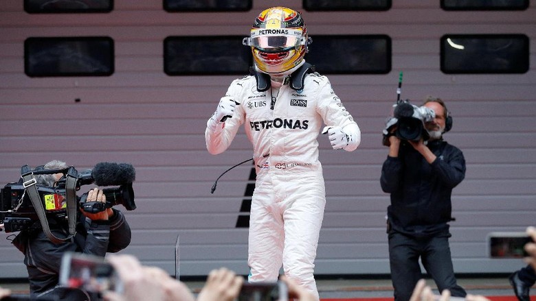 Hamilton Menang, Vettel Kedua, Verstappen Curi Perhatian Hamilton Menang, Vettel Kedua, Verstappen Curi Perhatian