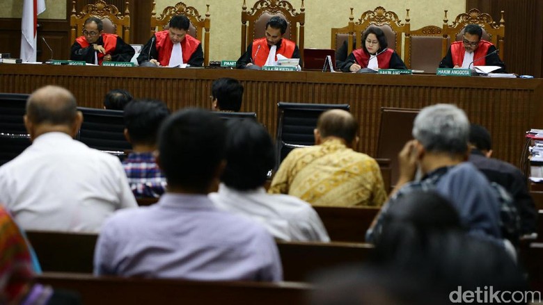 Dana Anggota Konsorsium PNRI Dipotong 2% untuk Manajemen Bersama Dana Anggota Konsorsium PNRI Dipotong 2% untuk Manajemen Bersama