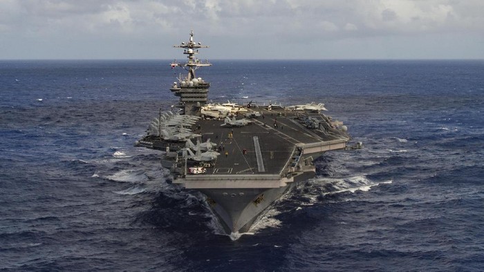 Kapal induk USS Carl Vinson. Foto:Istimewa Kapal induk USS Carl Vinson. Foto:Istimewa
