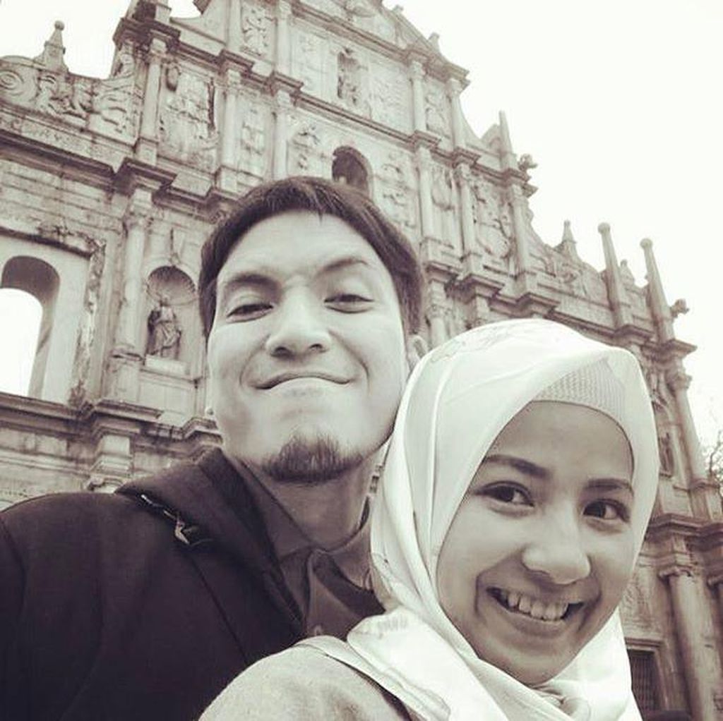 Desta Juga Tengah Proses Hijrah usai Dalami Islam Desta Juga Tengah Proses Hijrah usai Dalami Islam