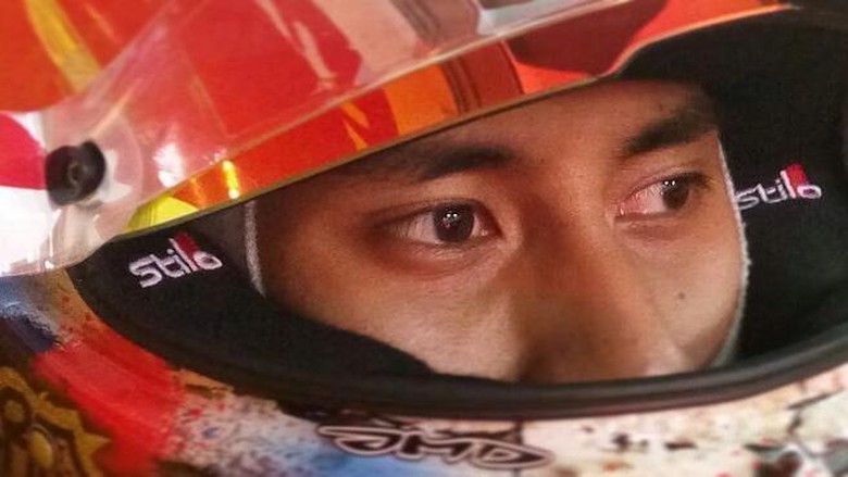 Sesal Sean Usai Alami Kendala Mobil di Feature Race Sesal Sean Usai Alami Kendala Mobil di Feature Race
