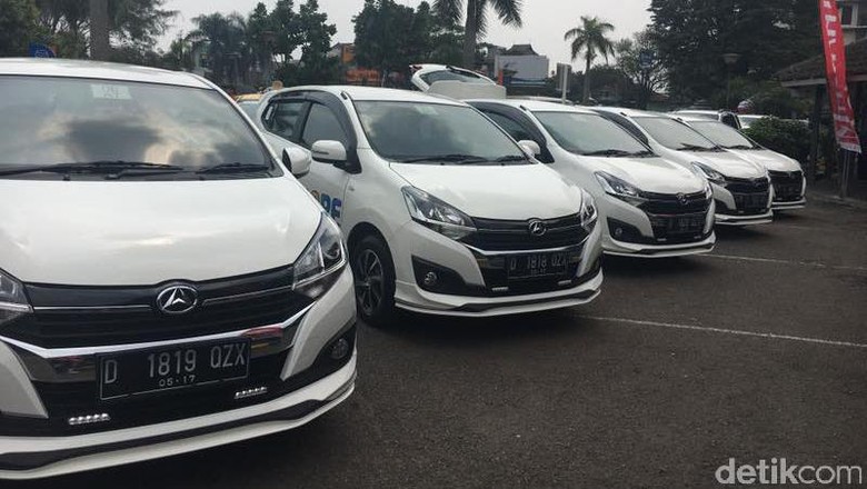 Kebutuhan Beda, LCGC 5 Kursi dan 7 Kursi Tidak Saling Makan Kebutuhan Beda, LCGC 5 Kursi dan 7 Kursi Tidak Saling Makan