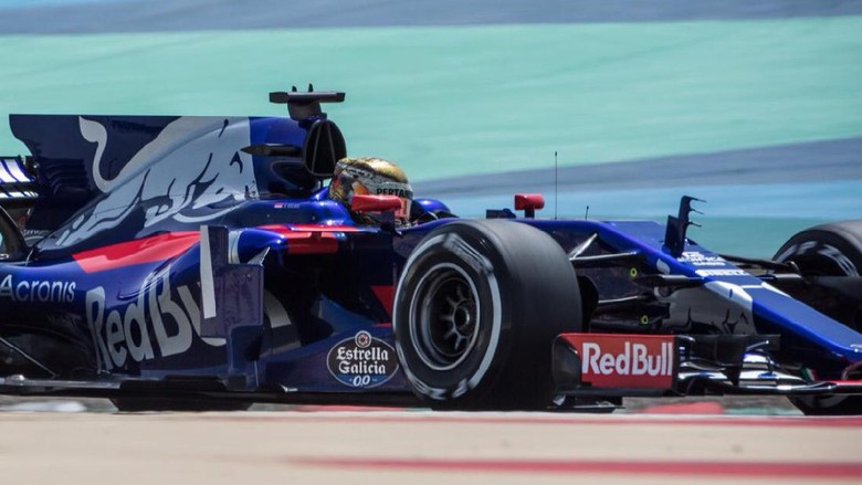 Sean Gelael Lahap 78 Lap di Tes Pertama F1 Sean Gelael Lahap 78 Lap di Tes Pertama F1