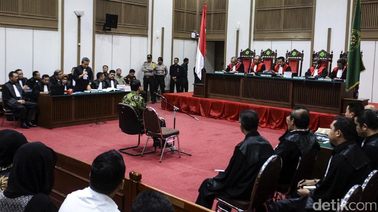 Susun Sendiri Pembelaan, Ahok akan Curahkan Isi Hati Susun Sendiri Pembelaan, Ahok akan Curahkan Isi Hati