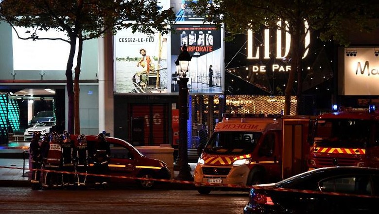 Trump Sebut Penembakan di Champs Elysees Seperti Serangan Teroris Trump Sebut Penembakan di Champs Elysees Seperti Serangan Teroris