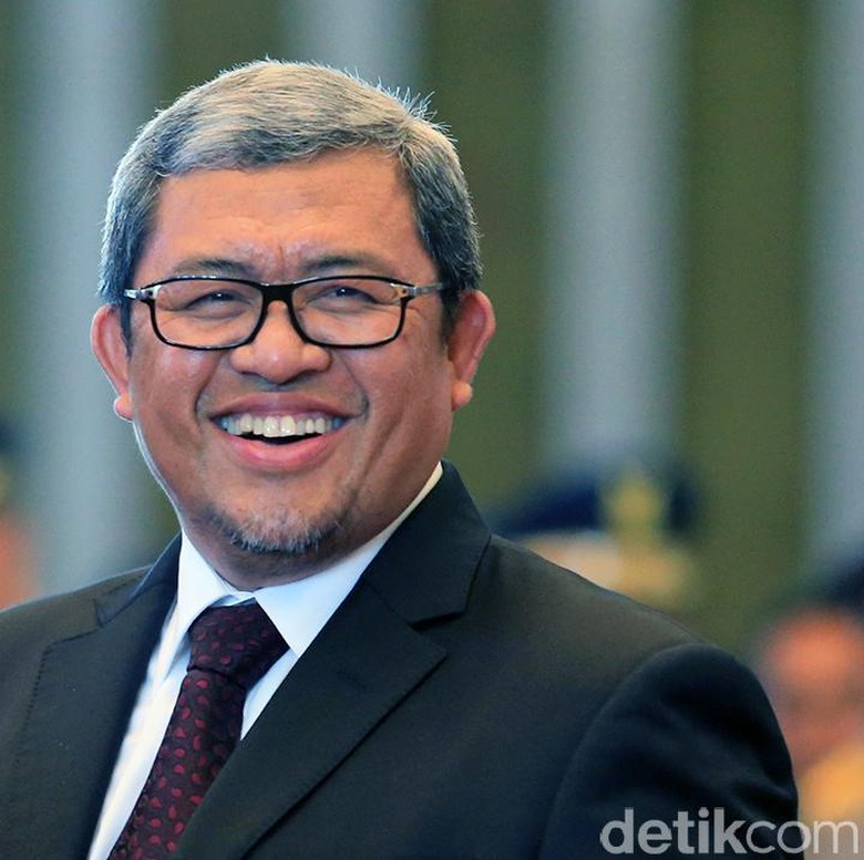 Gubernur Aher Khawatir Kebijakan 5 Hari Sekolah Gerus Madrasah Diniah Gubernur Aher Khawatir Kebijakan 5 Hari Sekolah Gerus Madrasah Diniah