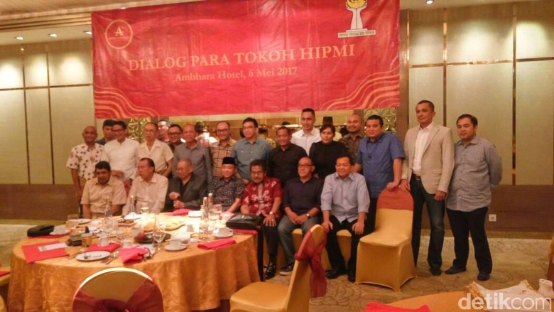Sandiaga Dapat Pesan dari Ical soal Jurang Ketimpangan Ekonomi Sandiaga Dapat Pesan dari Ical soal Jurang Ketimpangan Ekonomi