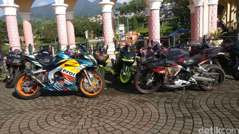 Icon, Komunitas CBR250RR Jabodetabek Turing ke Puncak Icon, Komunitas CBR250RR Jabodetabek Turing ke Puncak