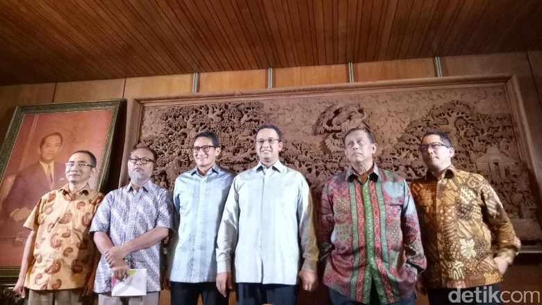 Ini Perbedaan Tim Sinkronisasi, Pakar, dan Pengarah Anies-Sandi Ini Perbedaan Tim Sinkronisasi, Pakar, dan Pengarah Anies-Sandi