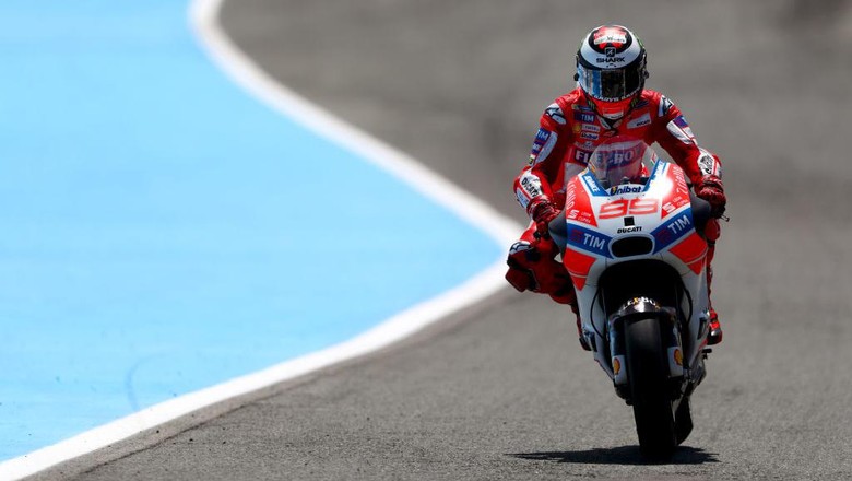 Lorenzo Kian Nyaman di Atas Desmosedici Lorenzo Kian Nyaman di Atas Desmosedici