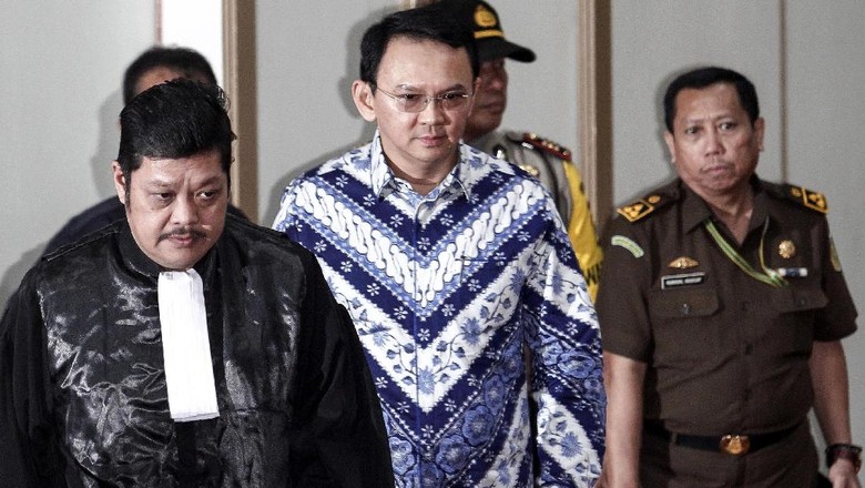 Keputusan Jokowi yang Tidak Menonaktifkan Ahok Dimenangkan PTUN Keputusan Jokowi yang Tidak Menonaktifkan Ahok Dimenangkan PTUN