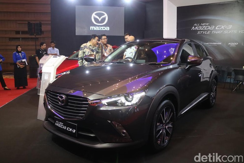 Mazda CX-3 Mulai Debutnya di Indonesia Timur Mazda CX-3 Mulai Debutnya di Indonesia Timur