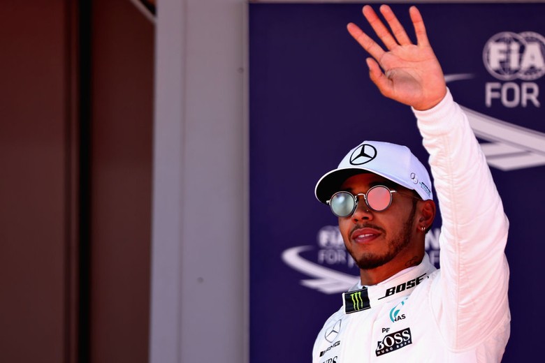 Ungguli Vettel, Hamilton Rebut Pole Ungguli Vettel, Hamilton Rebut Pole