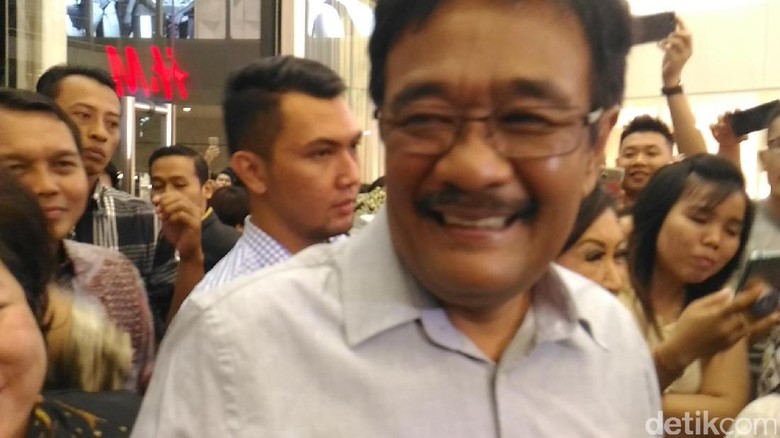 Jenguk Ahok di Mako Brimob, Djarot: Beliau Sehat dan Semangat Jenguk Ahok di Mako Brimob, Djarot: Beliau Sehat dan Semangat