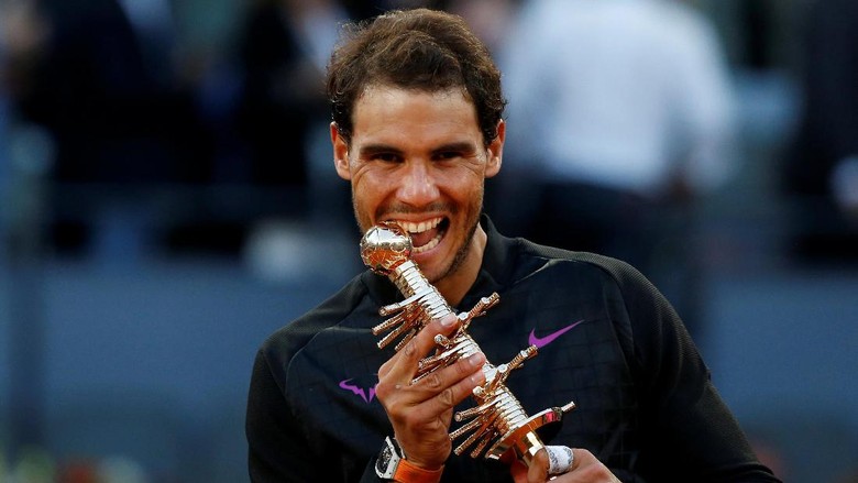 Nadal Menangi Gelar Kelima di Madrid Terbuka Nadal Menangi Gelar Kelima di Madrid Terbuka