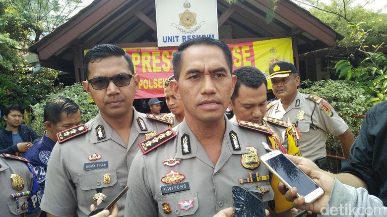 Polisi Tangkap 1 Orang Lagi Terkait Pembunuhan Wanita di Jakut Polisi Tangkap 1 Orang Lagi Terkait Pembunuhan Wanita di Jakut