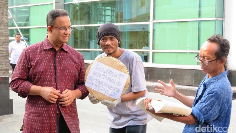 Anies akan Ambil Tanggung Jawab Kelola PDS HB Jassin Anies akan Ambil Tanggung Jawab Kelola PDS HB Jassin