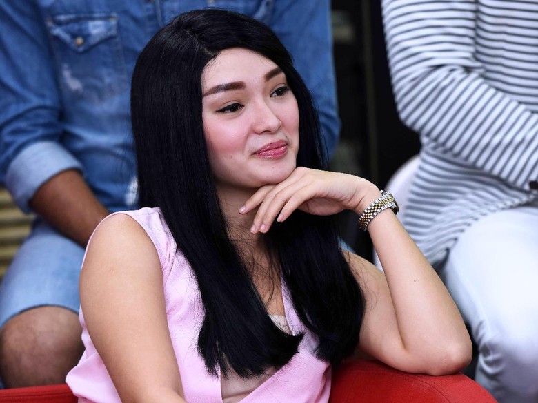 Kata Zaskia Gotik Ketemu Vickynisasi: Otaknya di Mana Tuh Orang? Kata Zaskia Gotik Ketemu Vickynisasi: Otaknya di Mana Tuh Orang?