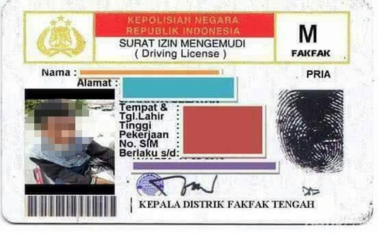 Polisi Tangkap Pemalsu SIM M Pelajar SMP di Fakfak Polisi Tangkap Pemalsu SIM M Pelajar SMP di Fakfak