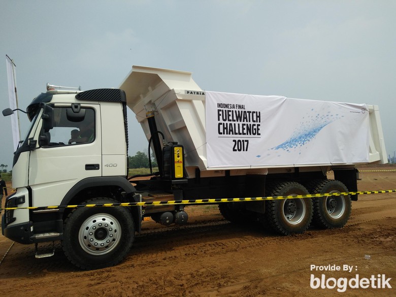Adu Irit Truk ala Volvo Adu Irit Truk ala Volvo