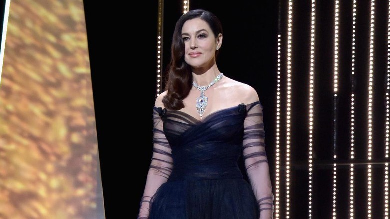 Monica Belluci Gaungkan Peran Perempuan di Festival Cannes 2017 Monica Belluci Gaungkan Peran Perempuan di Festival Cannes 2017