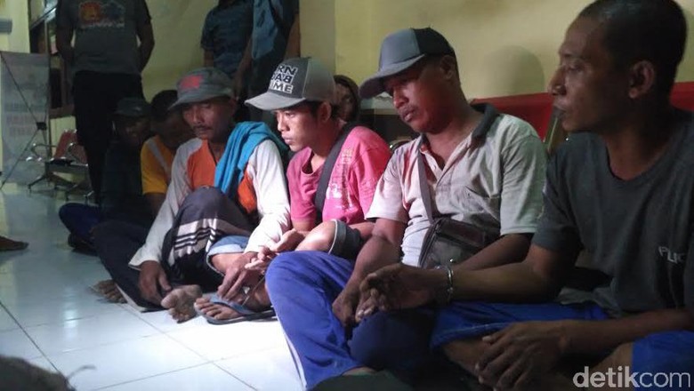7 Tikus Raskin Bulog Situbondo Diamankan Polisi 7 Tikus Raskin Bulog Situbondo Diamankan Polisi