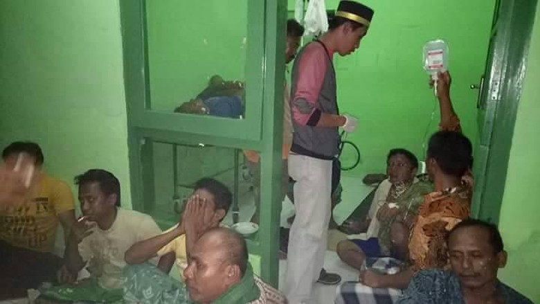 BNPB: 3 Penumpang KM Mutiara yang Terbakar Meninggal BNPB: 3 Penumpang KM Mutiara yang Terbakar Meninggal