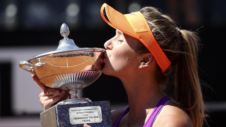 Svitolina Juara Usai Kalahkan Halep Svitolina Juara Usai Kalahkan Halep