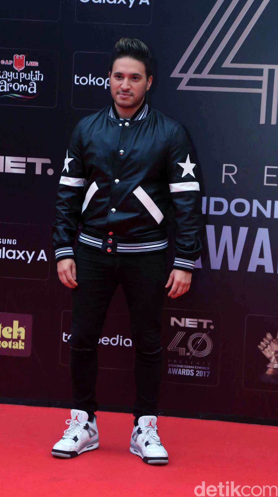 Indonesia Jonas Blue Bikin Wanita Histeris