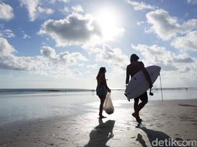Penggiat Wisata Bali Gaungkan #Bal isafe & #Visitbali Penggiat Wisata Bali Gaungkan #Balisafe & #Visitbali
