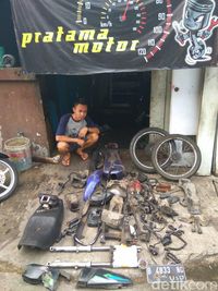 Begini Awal Cerita RX King Driver Go Jek Yang Dibikin Mulus Lagi