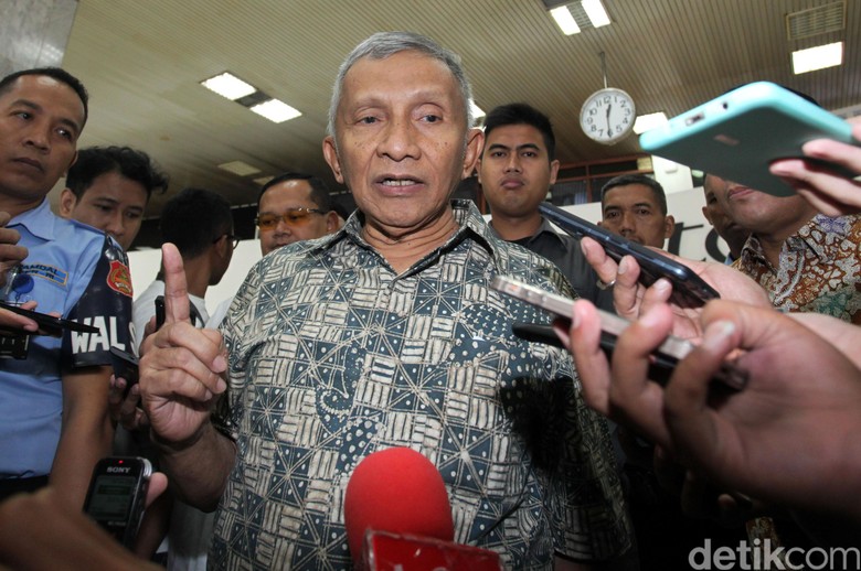 Loyalis Amien Rais Serang Balik Luhut Pandjaitan Loyalis Amien Rais Serang Balik Luhut Pandjaitan